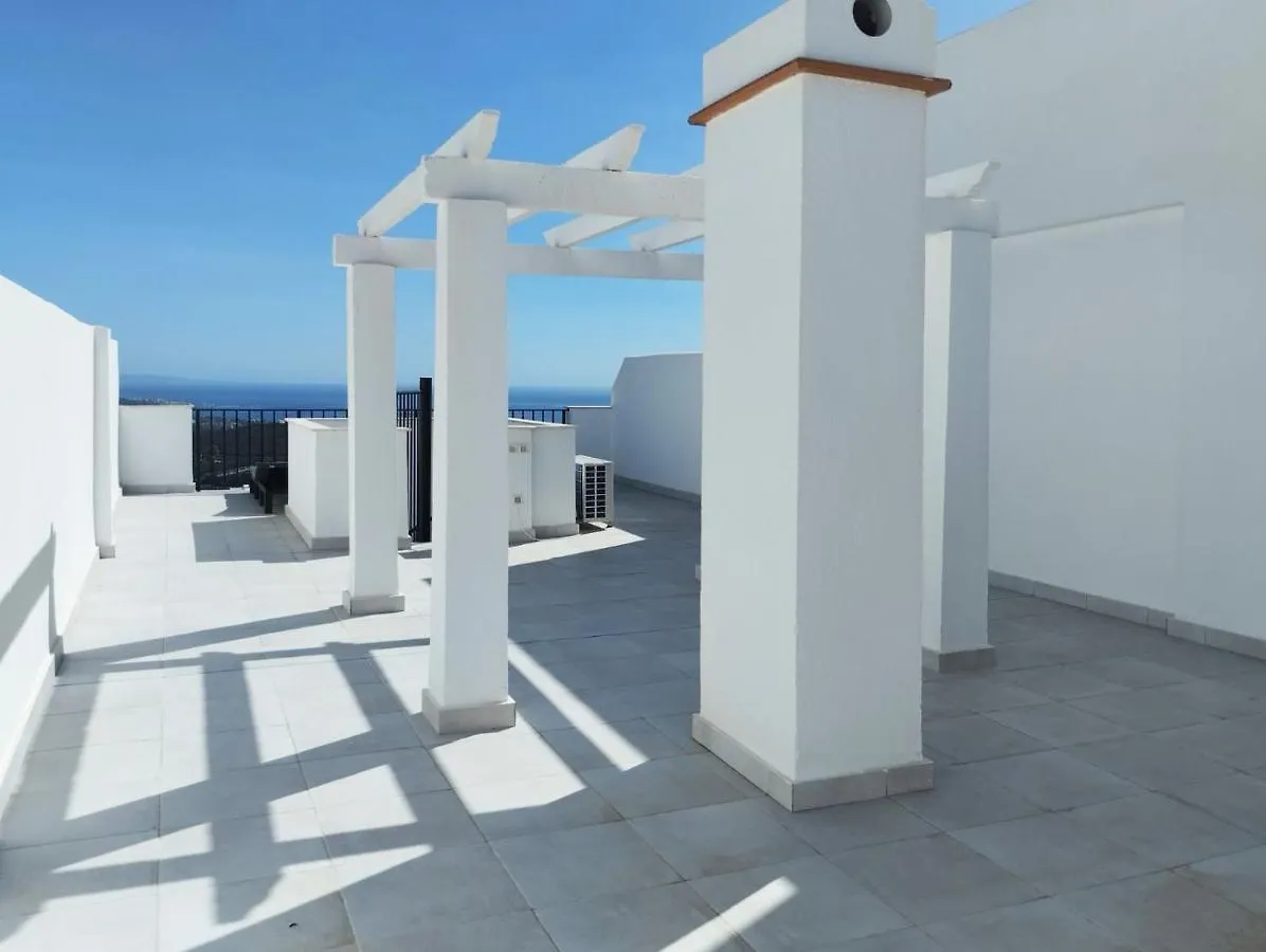 Dona Julia Sea View Apartment Casares 0*,